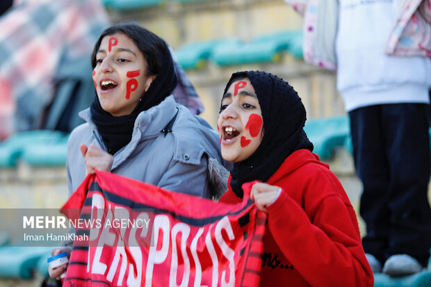 لیگ دسته یک‌ فوتبال بانوان؛ پاس همدان - پرسپولیس