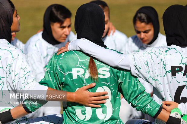 لیگ دسته یک‌فوتبال بانوان کشور دیدار«پاس همدان- پرسپولیس تهران»