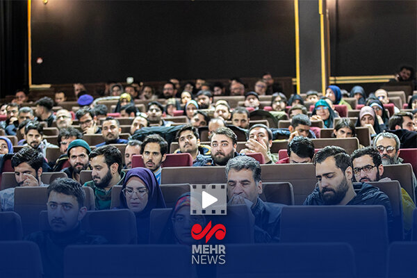 استقبال گرم هنرمندان و اهالی رسانه از چهل و سومین جشنواره فیلم فجر استقبال گرم هنرمندان و اهالی رسانه از چهل و سومین جشنواره فیلم فجر