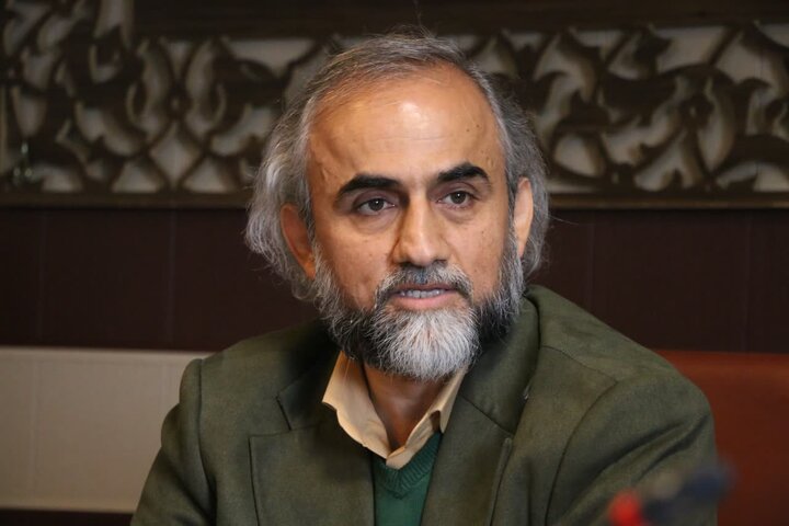 نمایشگاه آثار تجسمی با موضوع جنگ تحمیلی در ساری برپا شد نمایشگاه آثار تجسمی با موضوع جنگ تحمیلی در ساری برپا شد