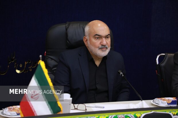 استاندار خوزستان از روند خدماترسانی به زائران حسینی دربصره بازدید کرد استاندار خوزستان از روند خدماترسانی به زائران حسینی دربصره بازدید کرد