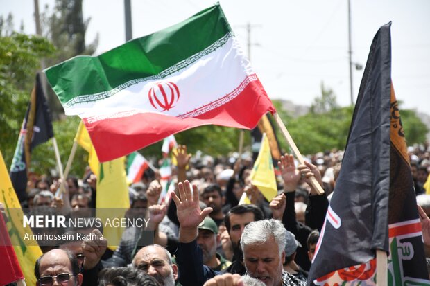 برگزاری راهپیمایی جمعههای خشم در سه استان برگزاری راهپیمایی جمعههای خشم در سه استان